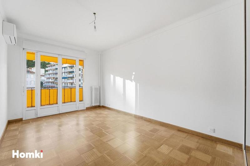 Appartement - 106 m² - 4 pièces