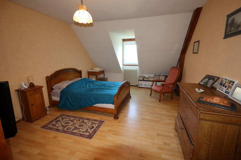 Propriété - 151 m² - 5 pièces