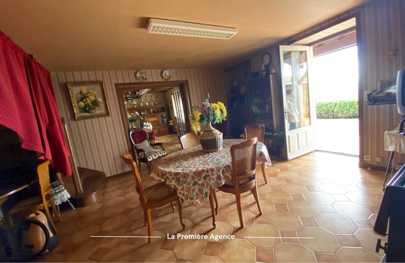 Maison - 185 m² - 8 pièces