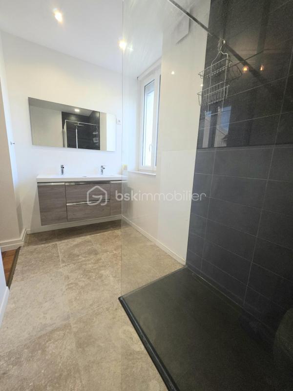 Maison de ville - 71 m² - 3 pièces