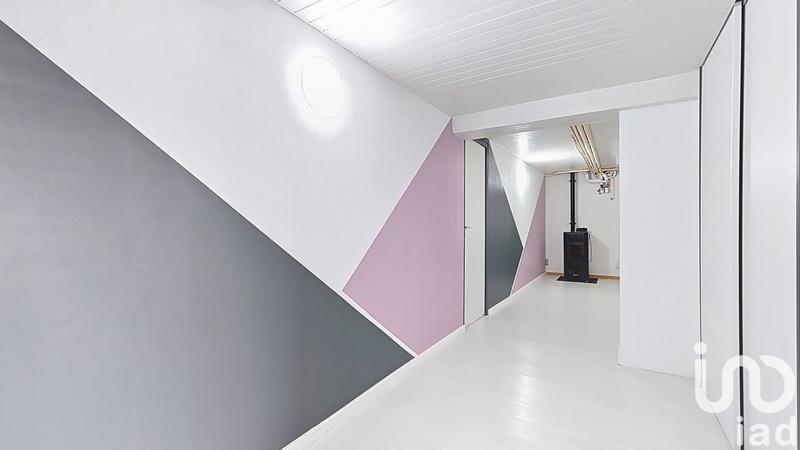 Maison - 246 m² - 7 pièces