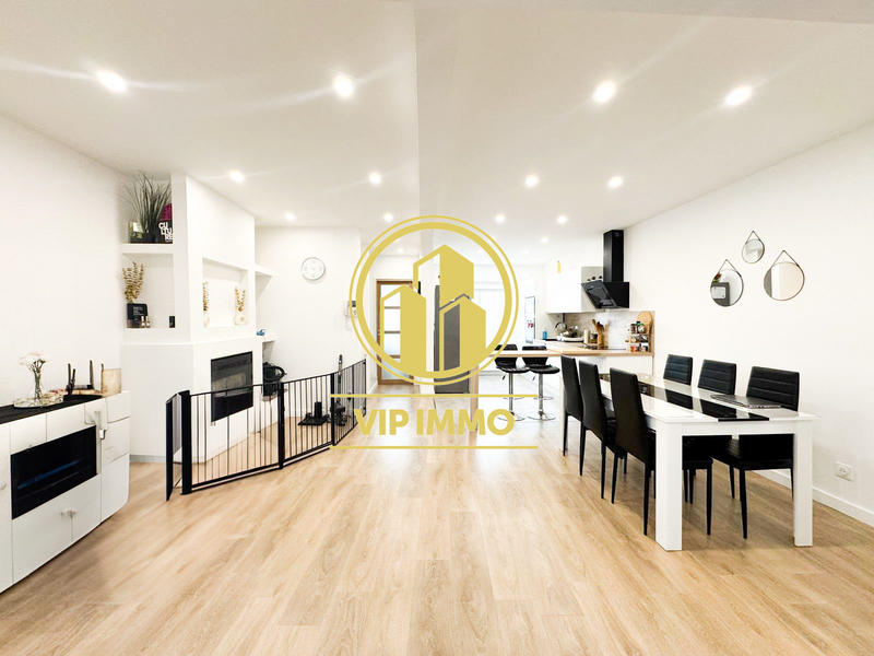 Maison - 90 m² - 7 pièces