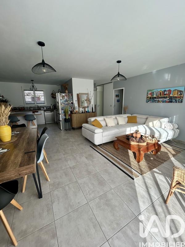 Maison - 90 m² - 4 pièces