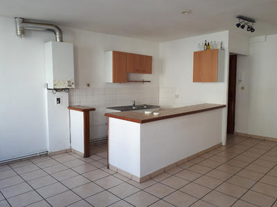 Appartement - 80 m² - 4 pièces