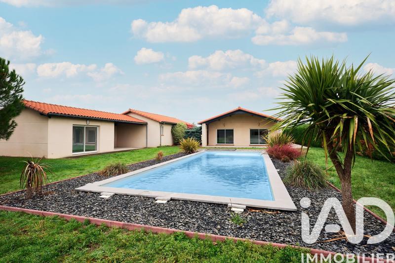 Maison - 206 m² - 8 pièces