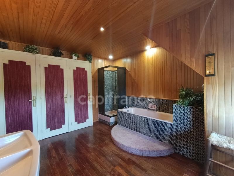 Villa - 144 m² - 5 pièces