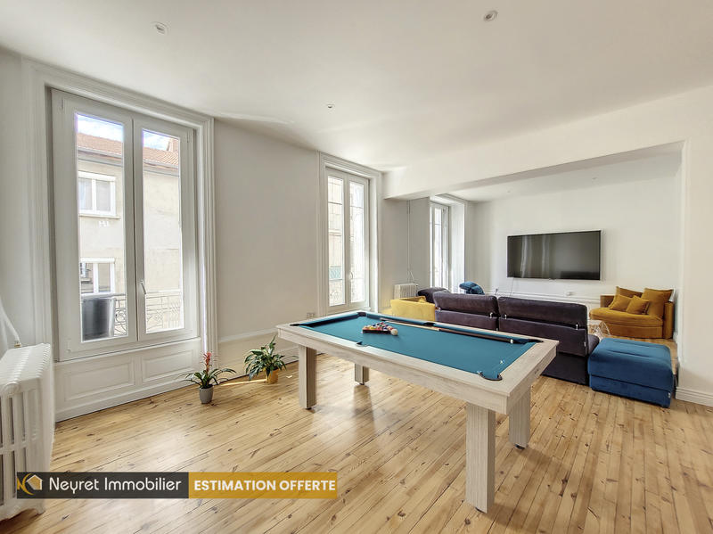 Appartement - 120 m² - 5 pièces