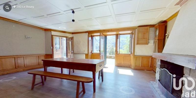 Maison de village - 157 m² - 9 pièces