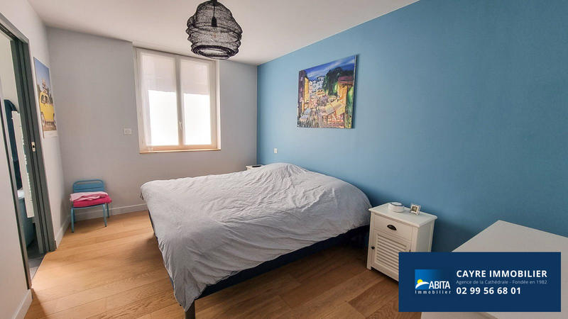 Appartement - 98 m² - 4 pièces