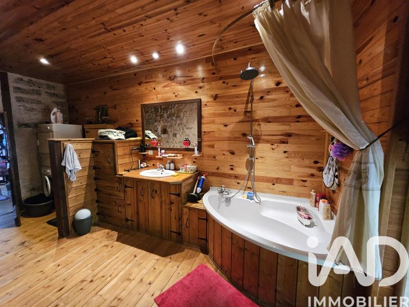 Maison - 150 m² - 6 pièces