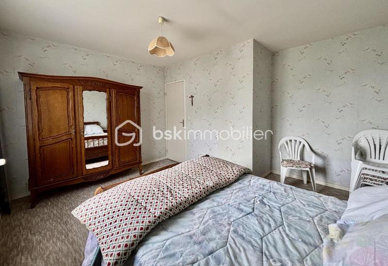 Maison - 93 m² - 5 pièces