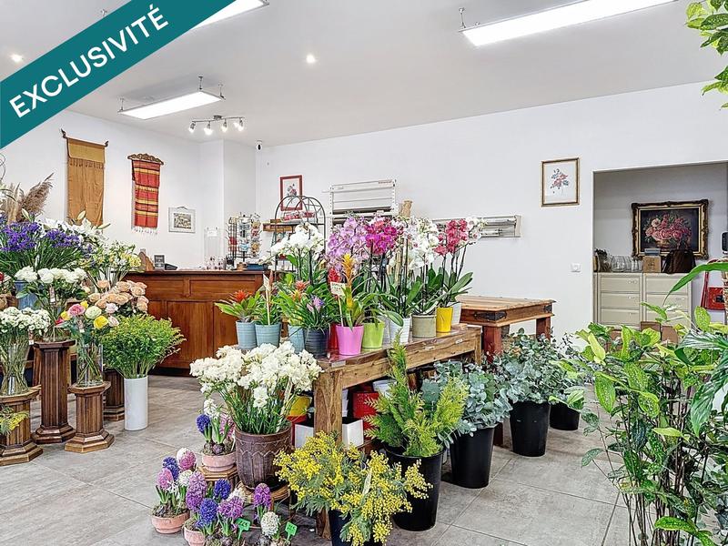 Local commercial - 110 m² - 2 pièces