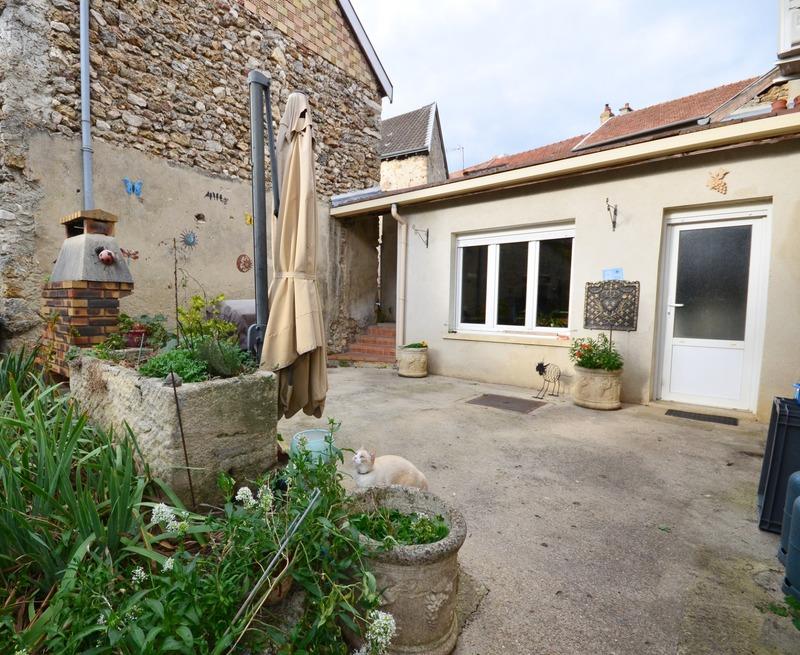 Maison de village - 115 m² - 6 pièces