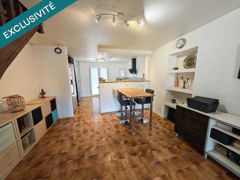 Maison - 93 m² - 4 pièces