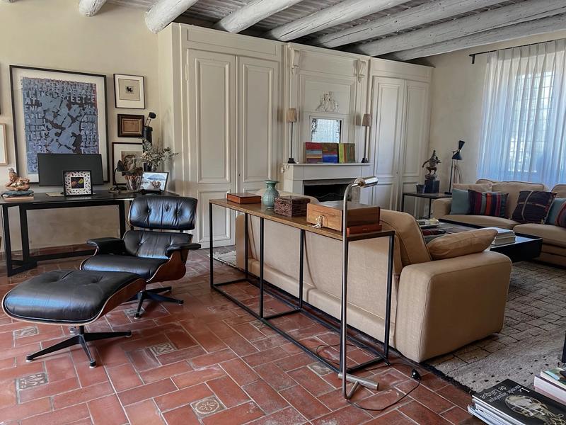 Mas - 460 m² - 14 pièces