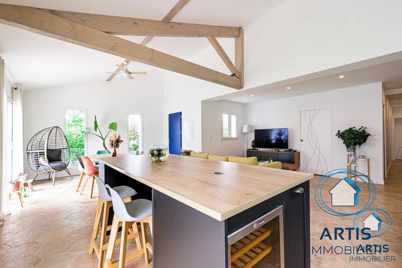 Maison - 140 m² - 4 pièces