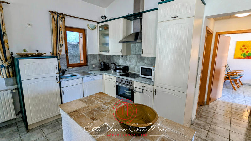 Maison - 257 m² - 9 pièces