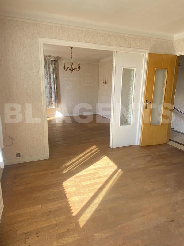 Maison traditionnelle - 110 m² - 6 pièces