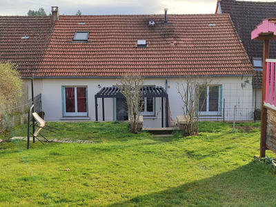 Maison - 110 m² - 6 pièces