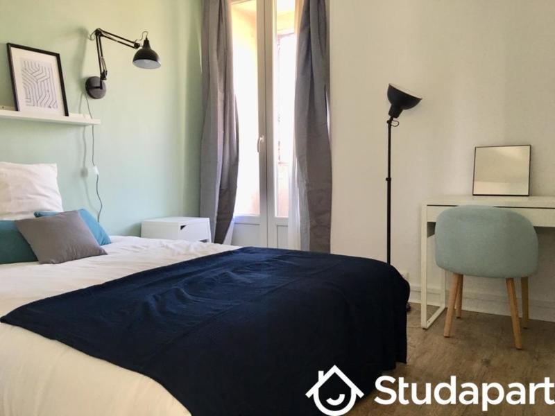 Chambre - 10 m² - 1 pièce