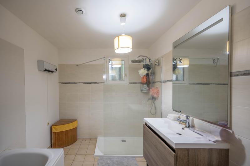 Villa - 120 m² - 7 pièces