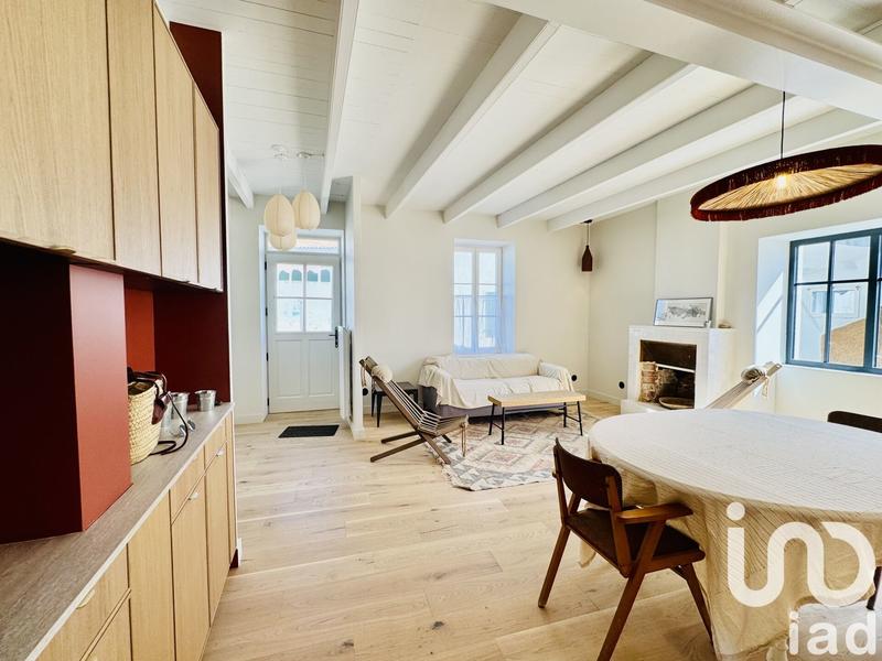 Maison - 92 m² - 5 pièces