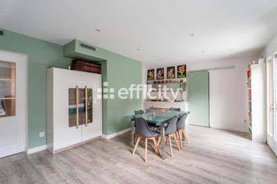 Maison - 147 m² - 7 pièces
