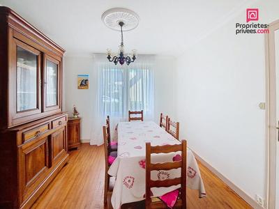 Maison - 95 m² - 5 pièces