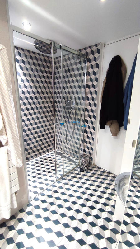 Loft - 83 m² - 3 pièces