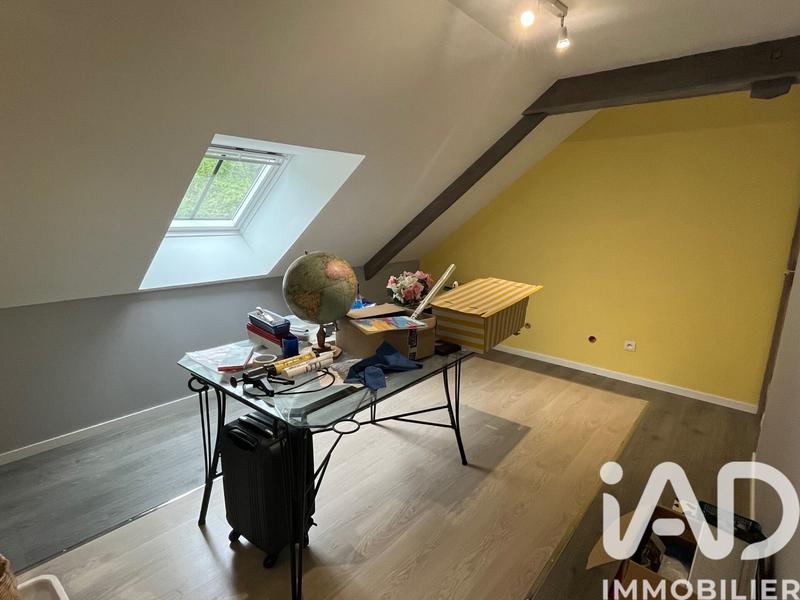 Maison - 287 m² - 12 pièces