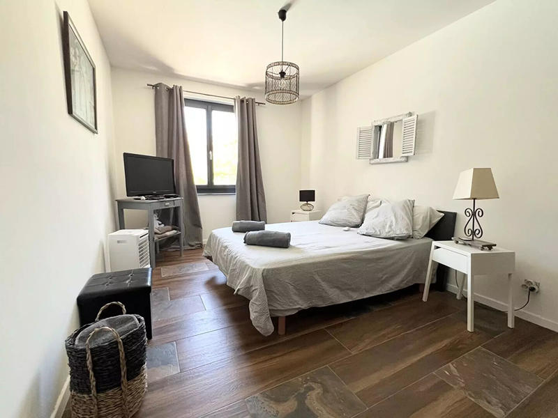 Maison - 203 m² - 5 pièces