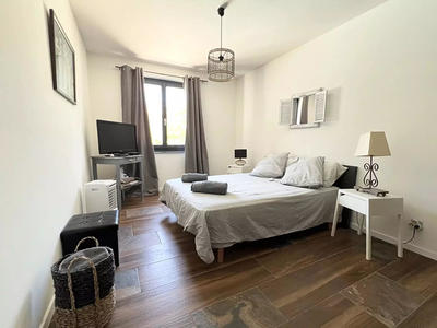 Maison - 203 m² - 5 pièces