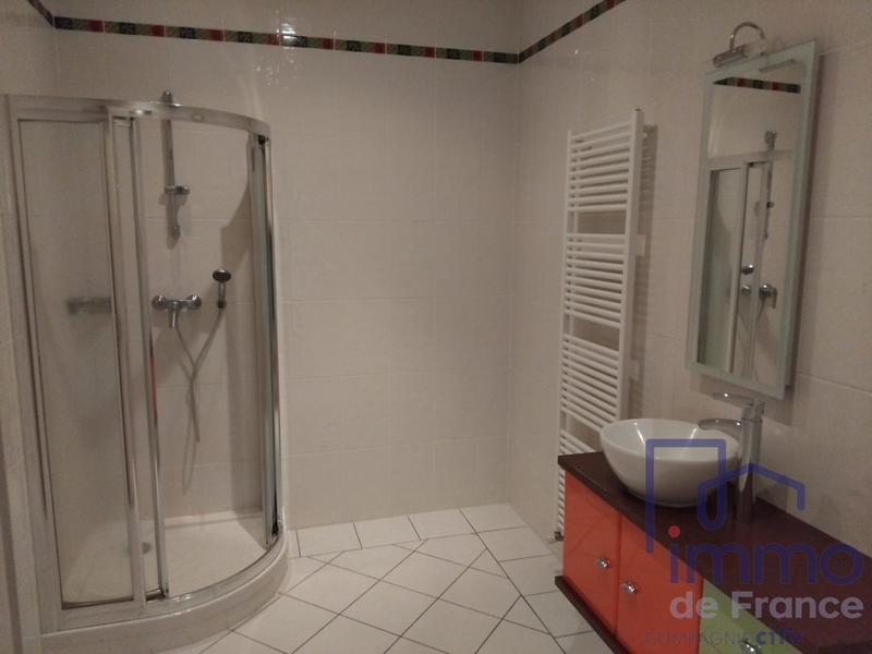 Appartement - 140 m² - 4 pièces