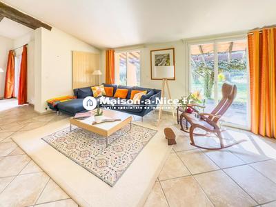 Villa - 240 m² - 7 pièces