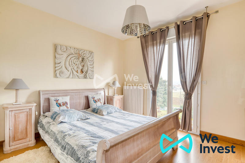 Maison - 289 m² - 7 pièces