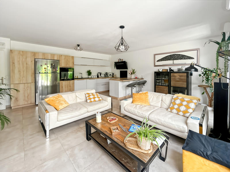 Appartement - 82 m² - 4 pièces