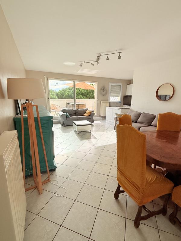 Appartement - 67 m² - 3 pièces