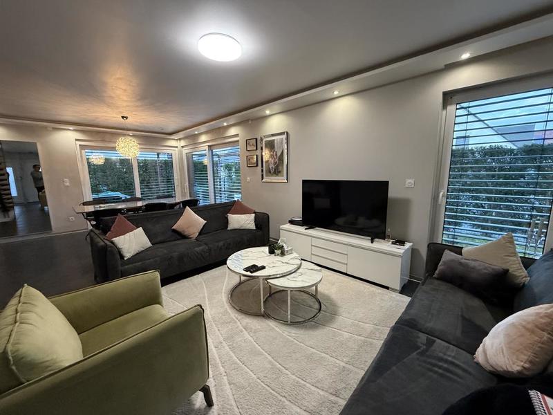 Villa - 140 m² - 5 pièces