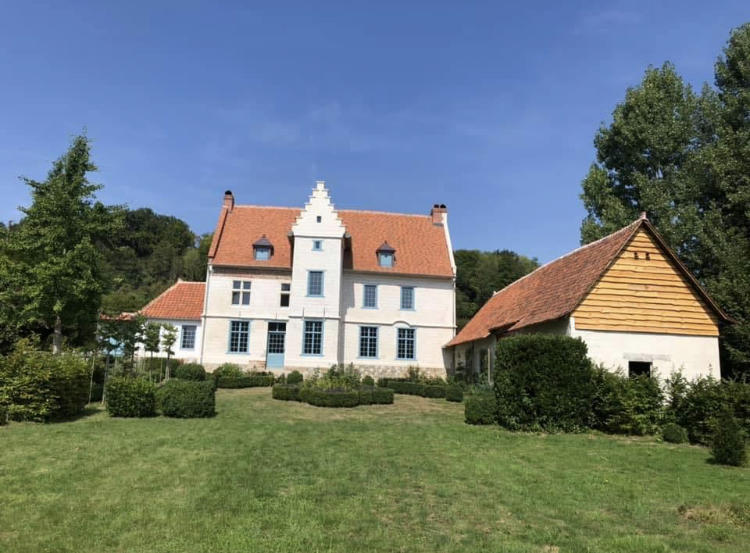 Des origines médiévales à nos jours, Courcelles vous est conté…