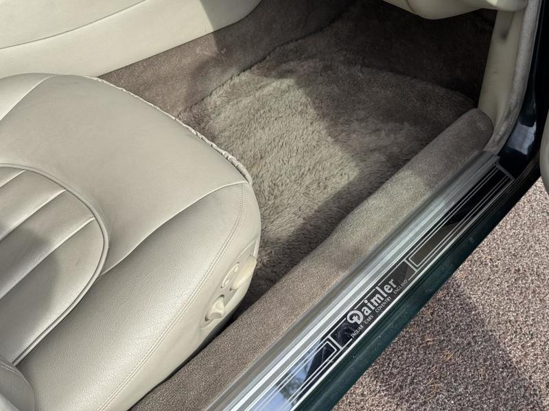 Daimler X300 Six Lwb