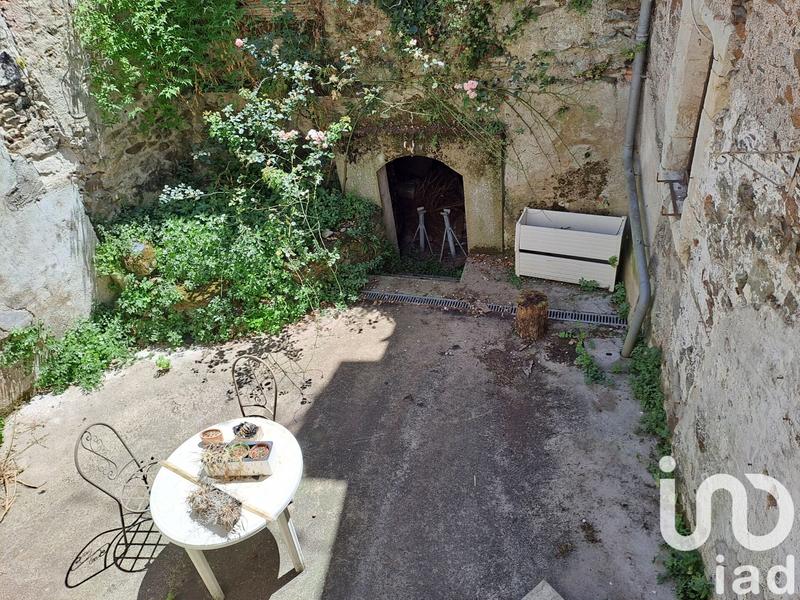 Maison - 200 m² - 10 pièces