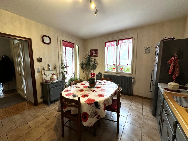 Maison traditionnelle - 154 m² - 6 pièces