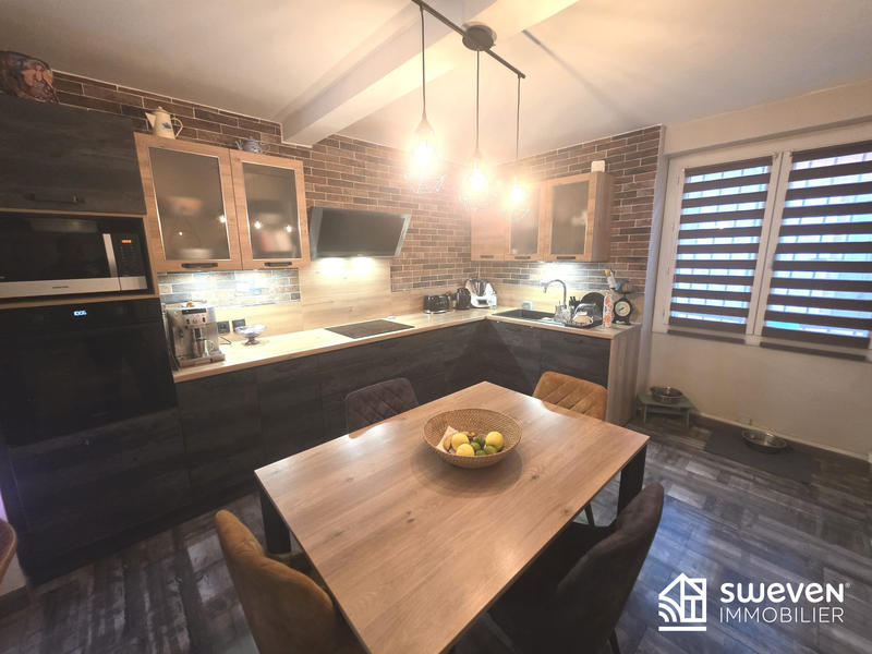 Maison - 120 m² - 6 pièces