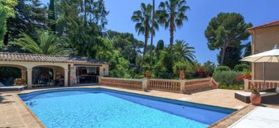 Villa - 330 m² - 7 pièces