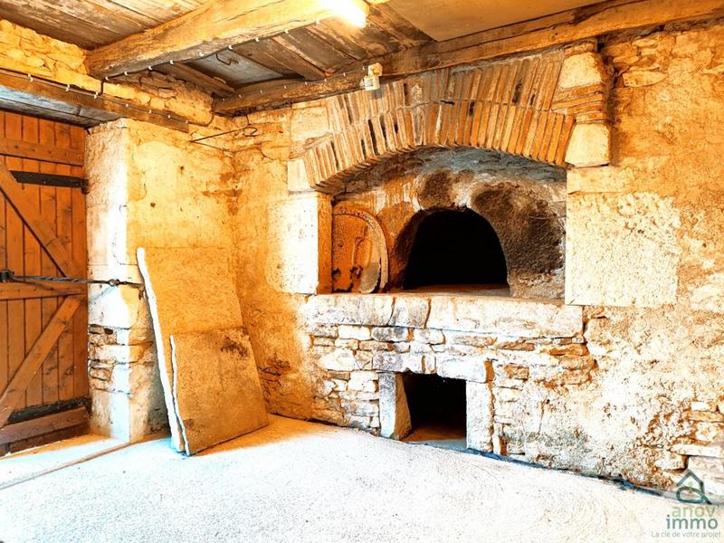 Maison de village - 243 m² - 10 pièces