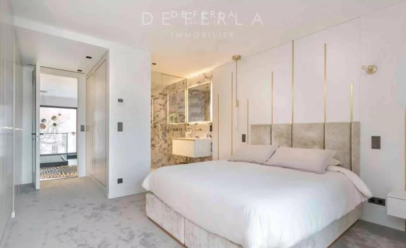 Villa - 380 m² - 8 pièces