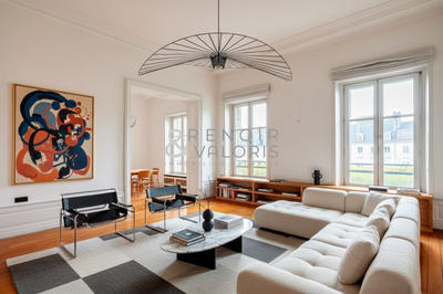 Appartement - 140 m² - 5 pièces