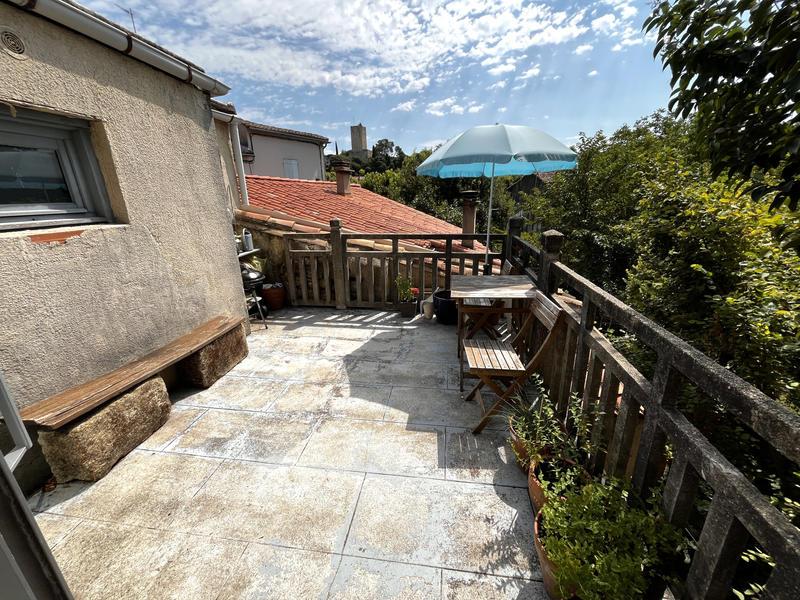 Immeuble - 210 m² - 7 pièces