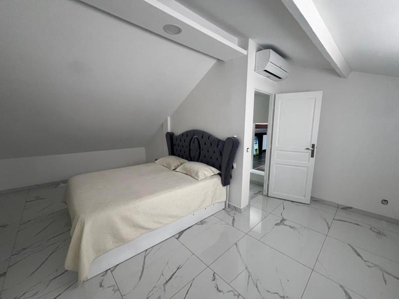 Maison - 148 m² - 6 pièces