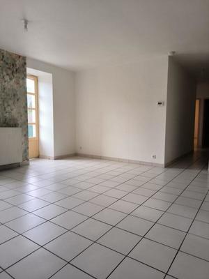 Appartement - 84 m² - 4 pièces